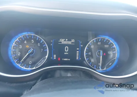 2020 Chrysler Voyager Lxi из США, поврежденный, VIN 2C4RC1DG8LR262449